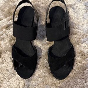 Munro Black Women's Sandals